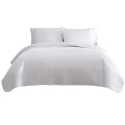 Kate Aurora Basic Bedding Euro Chic 3 Piece Quilt & Pillow Shams Set -Kate Aurora GUEST 0ab864fa ccf1 4543 86fd 450d0bcdb54e